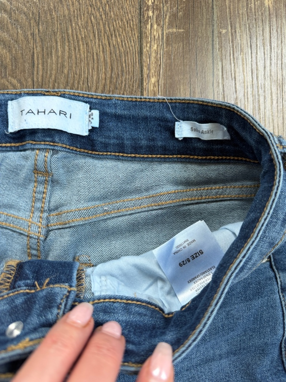 Tahari Soho Ankle Jeans Size 8 - Picture 4 of 5